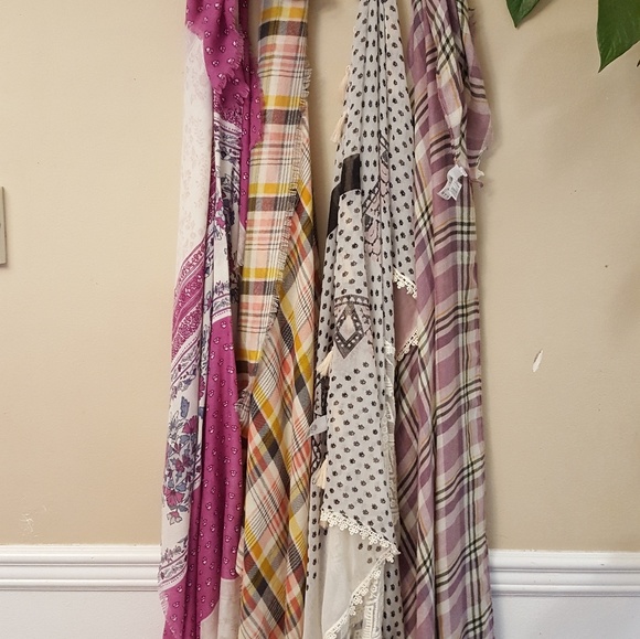 Accessories - Long scarves lightweight